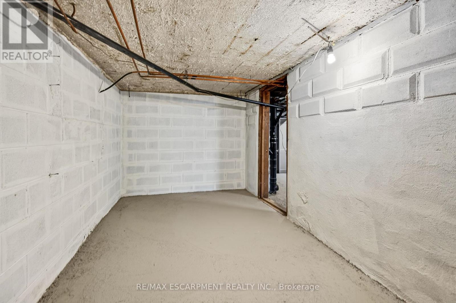 1262 Mississauga Road, Mississauga (Lorne Park), Ontario  L5H 2J2 - Photo 43 - W12447425