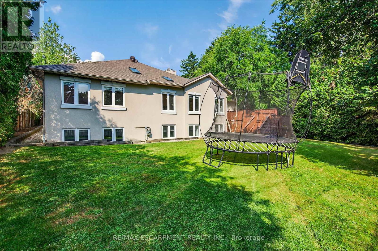 1262 Mississauga Road, Mississauga (Lorne Park), Ontario  L5H 2J2 - Photo 45 - W12447425