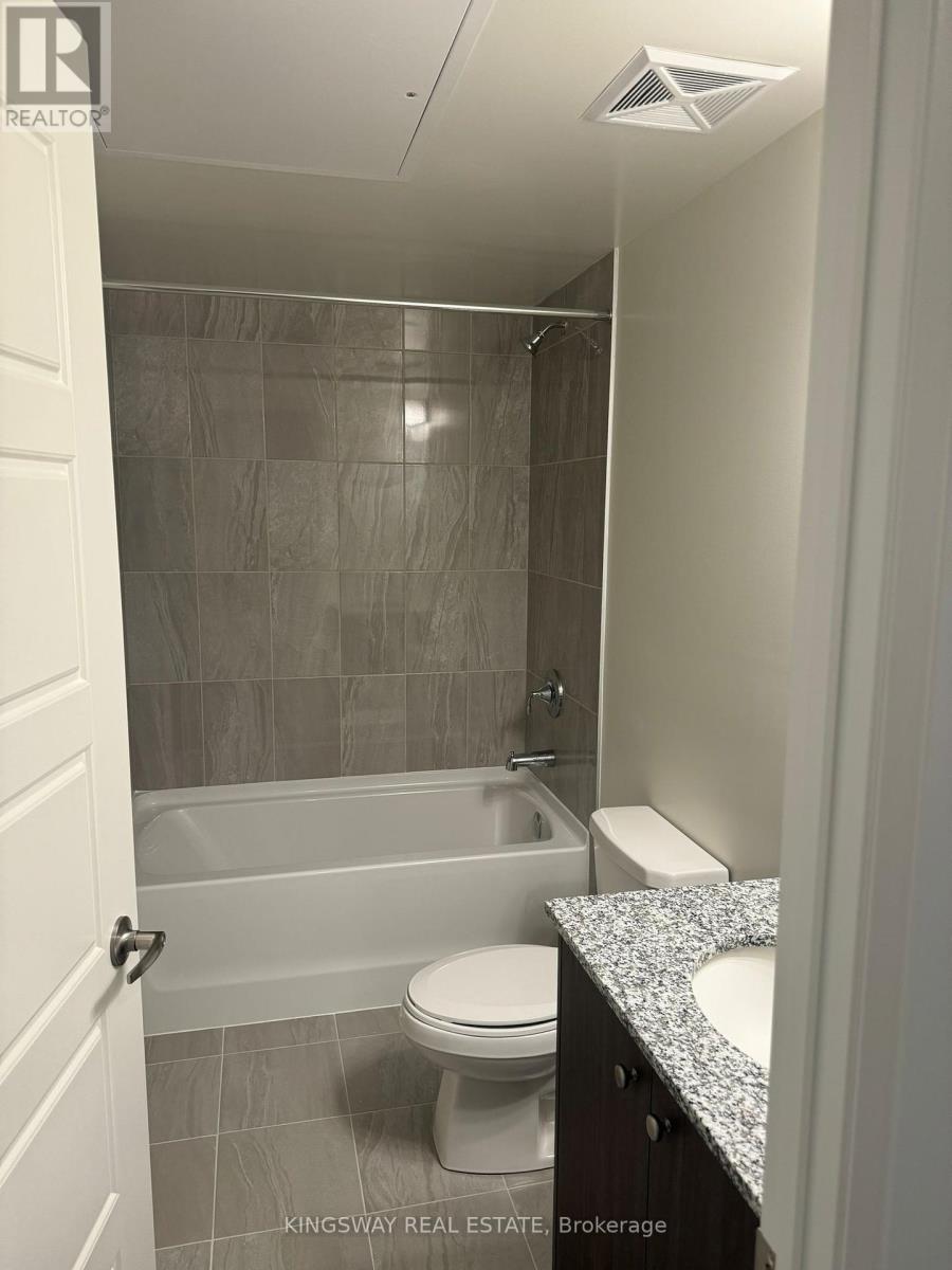 804 - 1415 Dundas Street E, Oakville, Ontario  L6H 8A3 - Photo 5 - W12447437