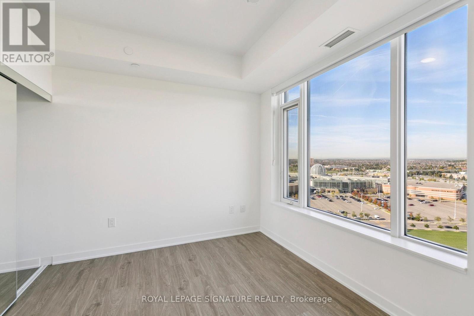 1710 - 2495 Eglinton Avenue W, Mississauga, Ontario  L5M 2T2 - Photo 12 - W12447439