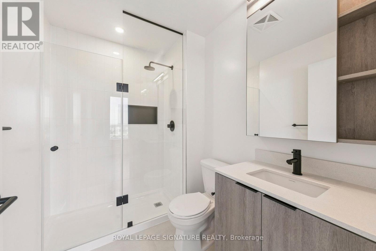 1710 - 2495 Eglinton Avenue W, Mississauga, Ontario  L5M 2T2 - Photo 19 - W12447439