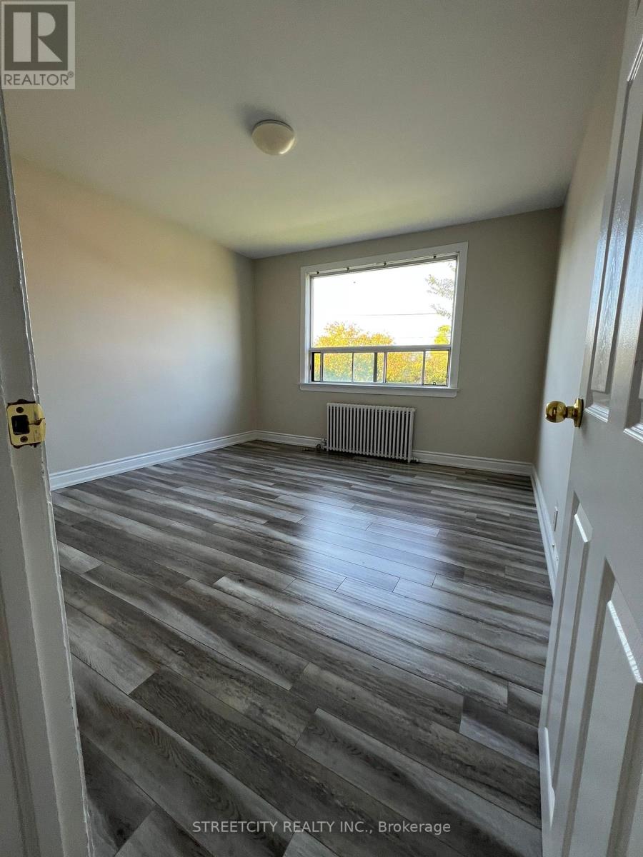 5 - 191 Broadway Street, Mississauga, Ontario  L5M 1H8 - Photo 11 - W12447456