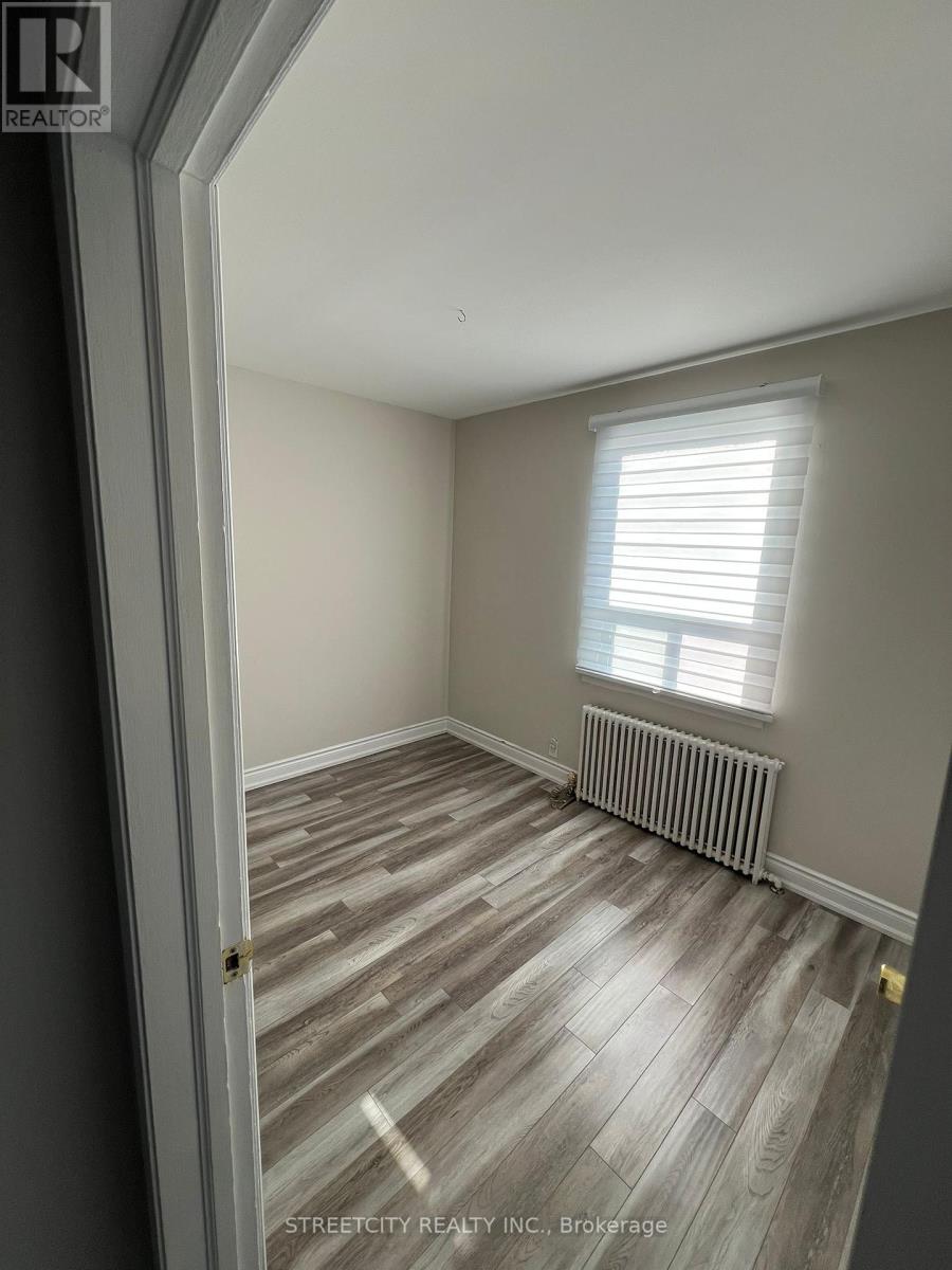 5 - 191 Broadway Street, Mississauga, Ontario  L5M 1H8 - Photo 12 - W12447456