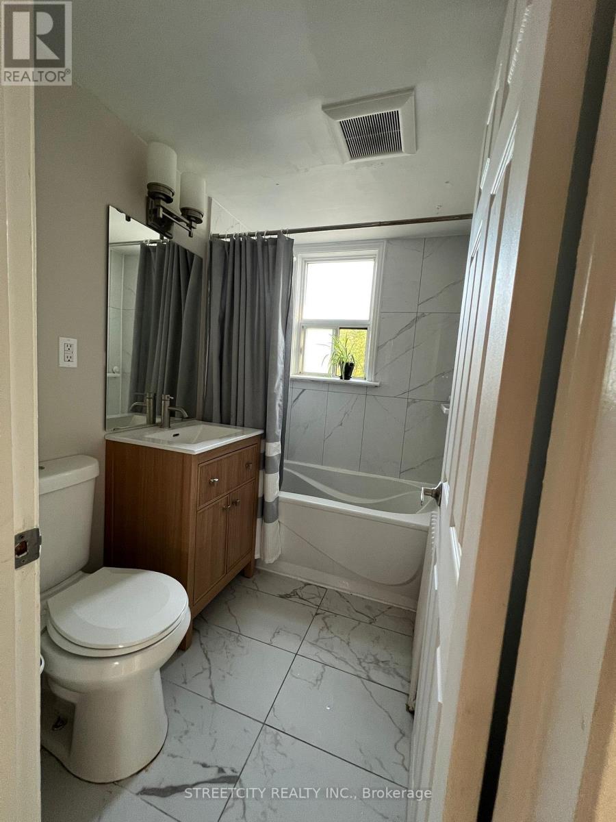 5 - 191 Broadway Street, Mississauga, Ontario  L5M 1H8 - Photo 16 - W12447456