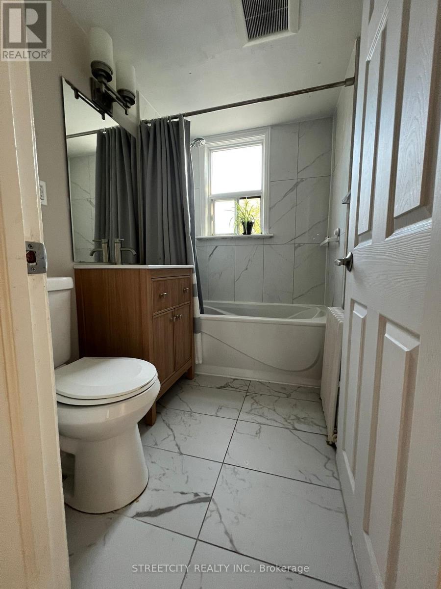 5 - 191 Broadway Street, Mississauga, Ontario  L5M 1H8 - Photo 19 - W12447456
