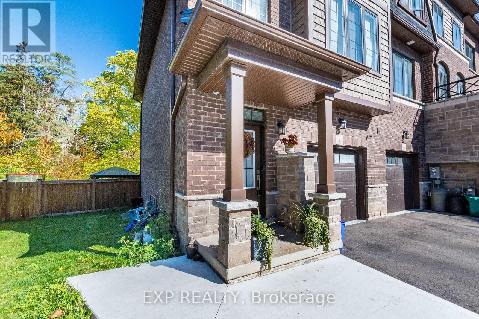 7 - 445 Ontario Street S, Milton, Ontario  L9T 9K2 - Photo 2 - W12447486