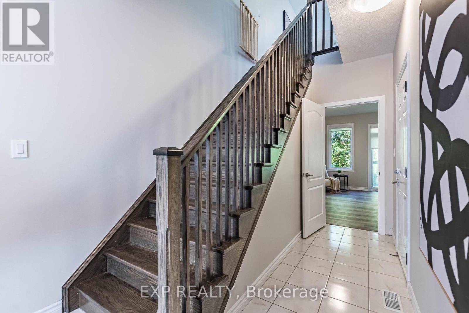 7 - 445 Ontario Street S, Milton, Ontario  L9T 9K2 - Photo 3 - W12447486