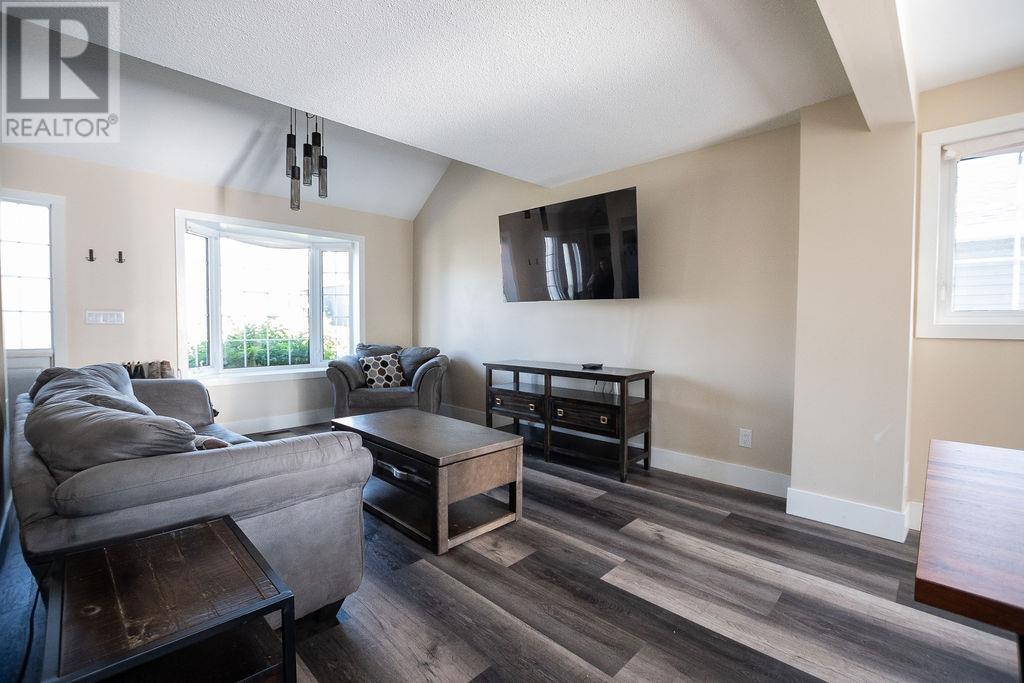 508 Christina St E, Thunder Bay, Ontario  P7E 4P2 - Photo 4 - TB253152
