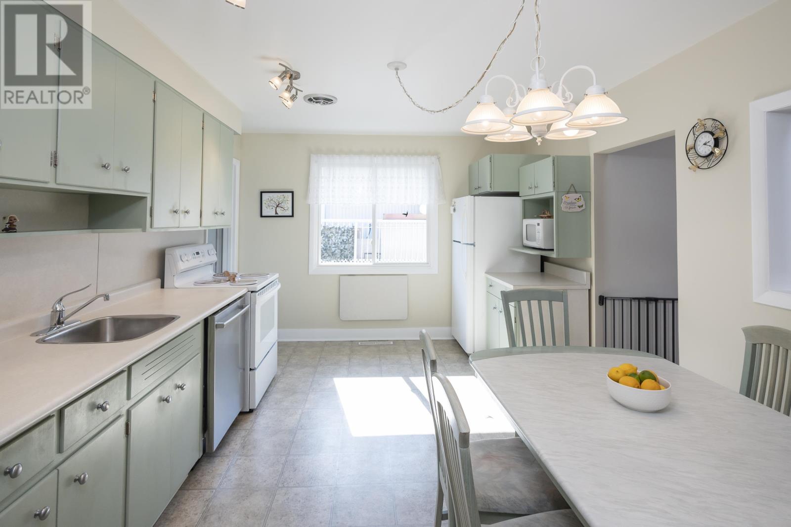 191 Rockwood Ave N., Thunder Bay, Ontario  P7A 6A7 - Photo 6 - TB253153