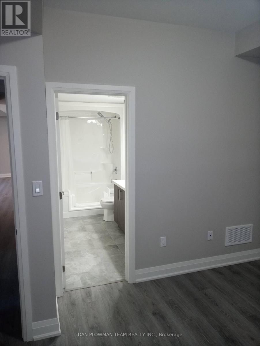 60b Lambs Lane, Clarington, Ontario  L1C 3G5 - Photo 18 - E12435325