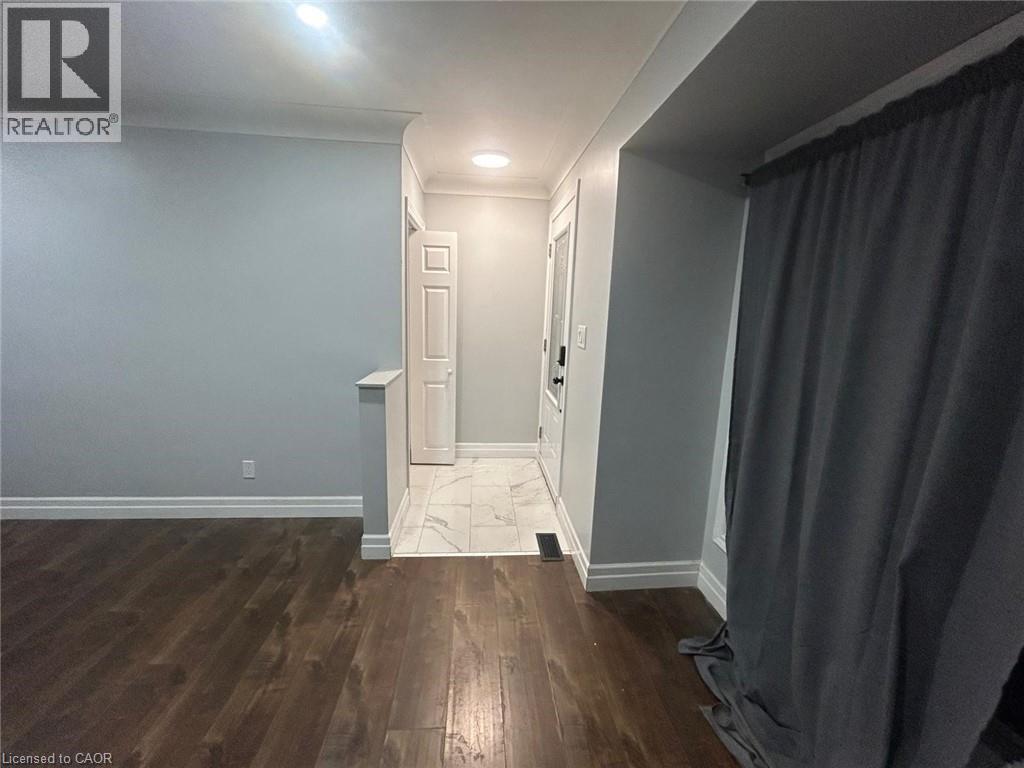 100 Lauris Avenue, Cambridge, Ontario  N1R 5L4 - Photo 3 - 40776578