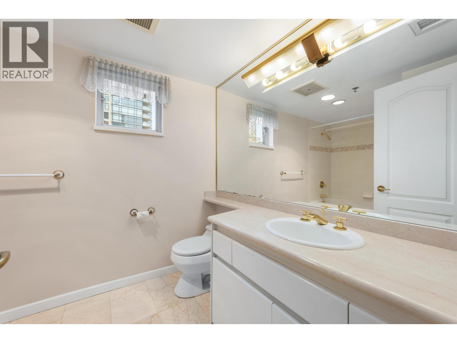 201 1788 W Georgia Street, Vancouver, British Columbia  V6G 2V7 - Photo 24 - R3055591