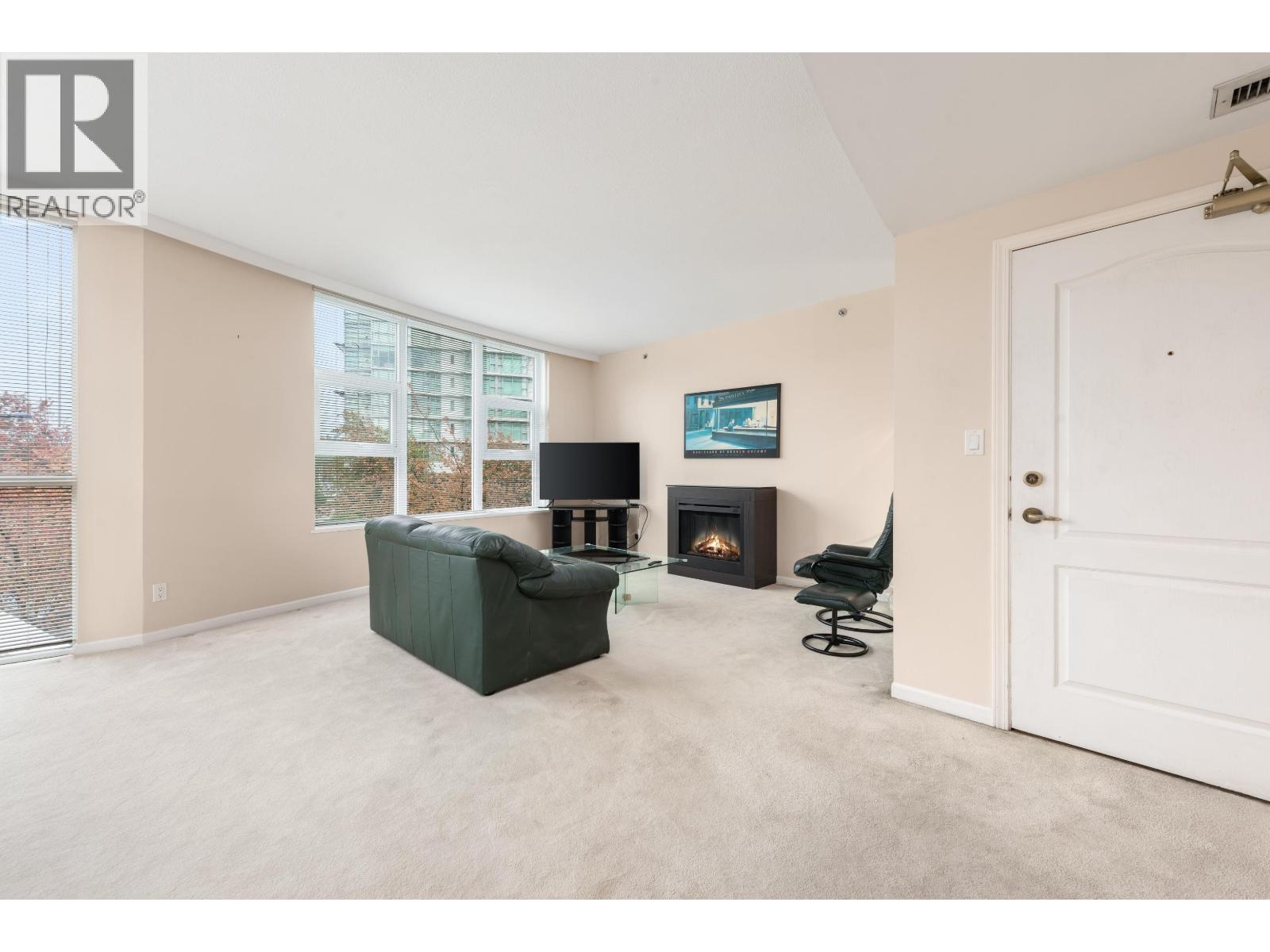 201 1788 W Georgia Street, Vancouver, British Columbia  V6G 2V7 - Photo 4 - R3055591