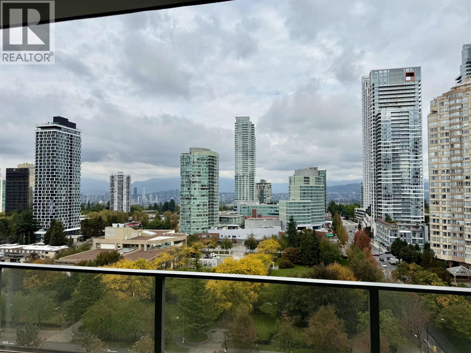 1109 6383 Mckay Avenue, Burnaby, British Columbia  V5H 0H8 - Photo 2 - R3055601