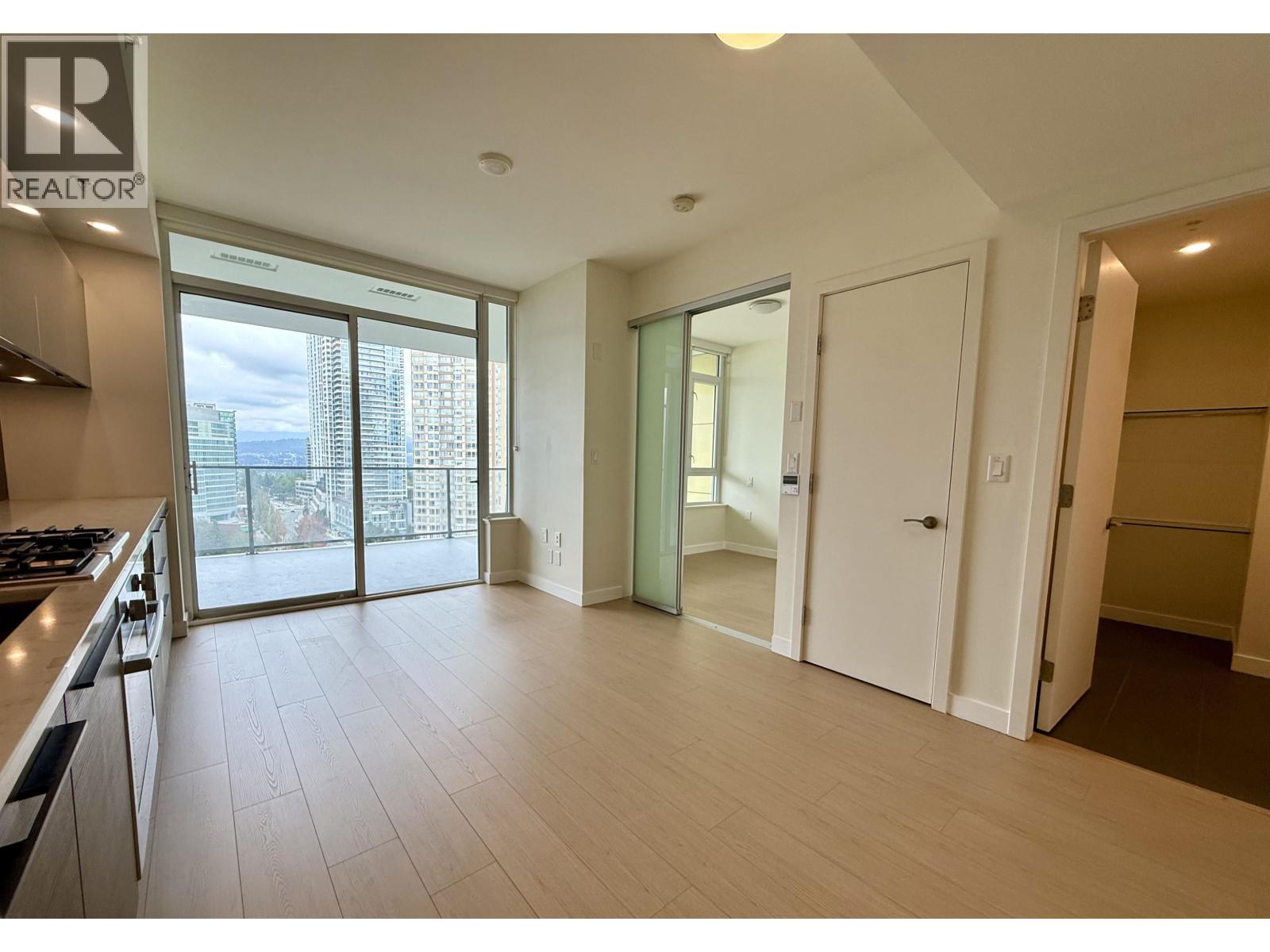 1109 6383 Mckay Avenue, Burnaby, British Columbia  V5H 0H8 - Photo 8 - R3055601