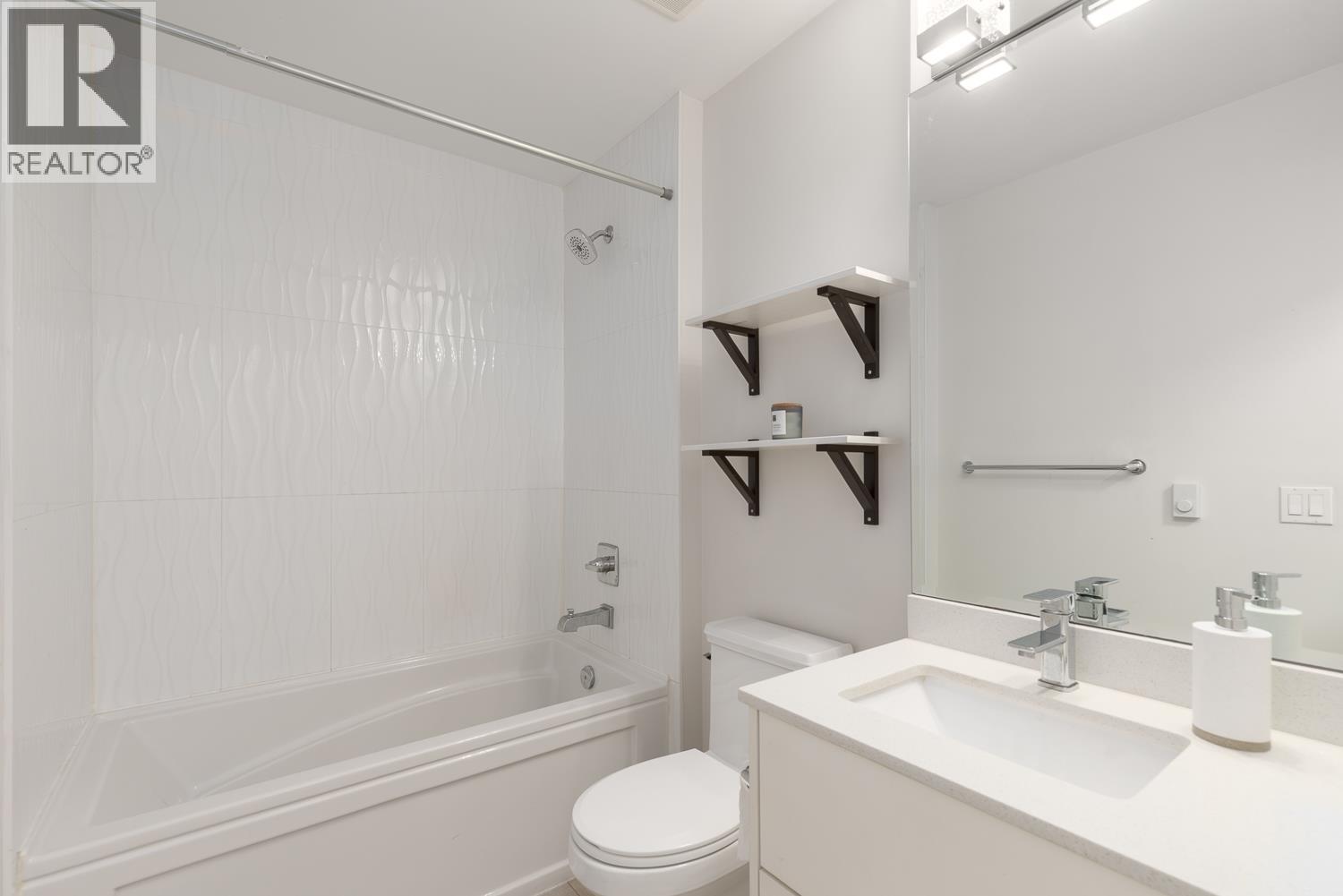 302 809 Fourth Avenue, New Westminster, British Columbia  V3M 0K1 - Photo 12 - R3055610