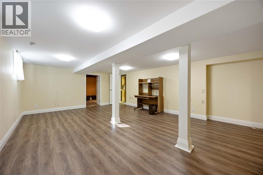 1311 Lakeshore Road, Sarnia, Ontario  N7S 2L9 - Photo 33 - 25025308