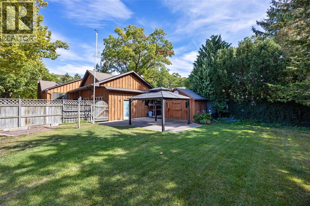 1311 Lakeshore Road, Sarnia, Ontario  N7S 2L9 - Photo 41 - 25025308