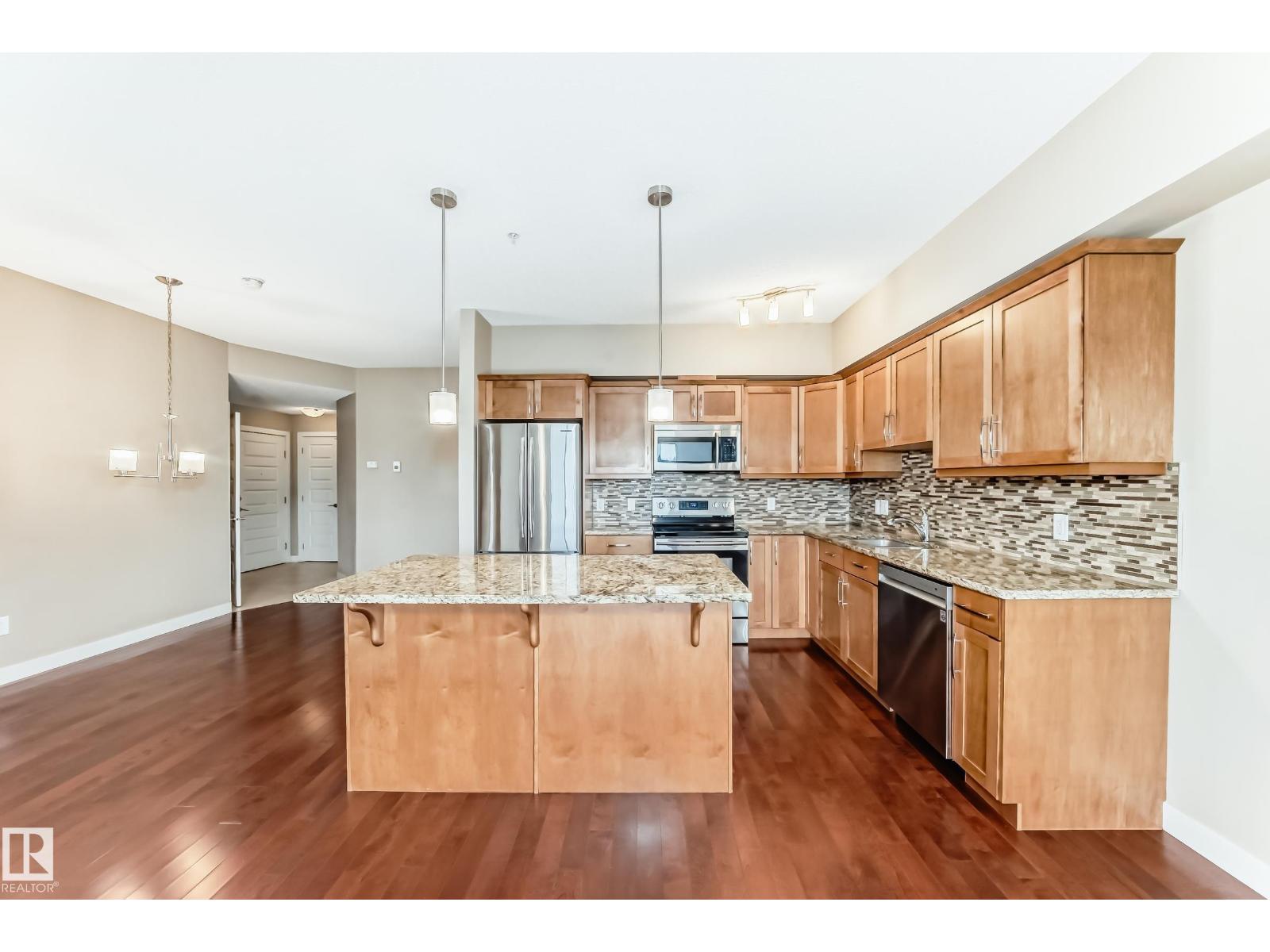 #203 10520 56 AV NW, Edmonton, Alberta