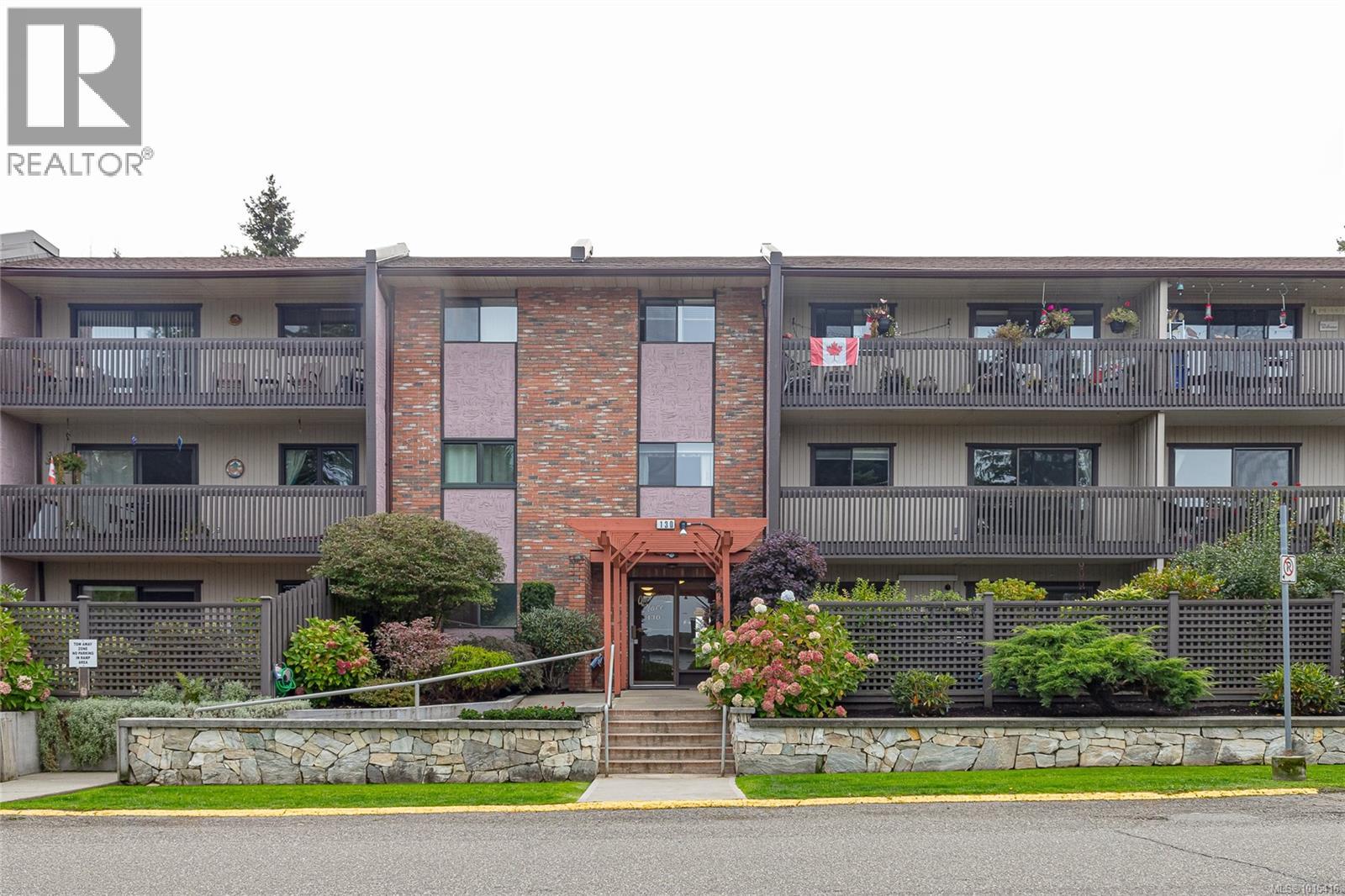 110 130 Sunningdale Rd E, Qualicum Beach, British Columbia