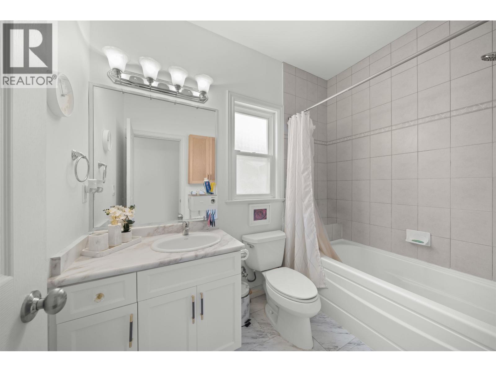 8211 No. 1 Road, Richmond, British Columbia  V7C 1T8 - Photo 11 - R3055623