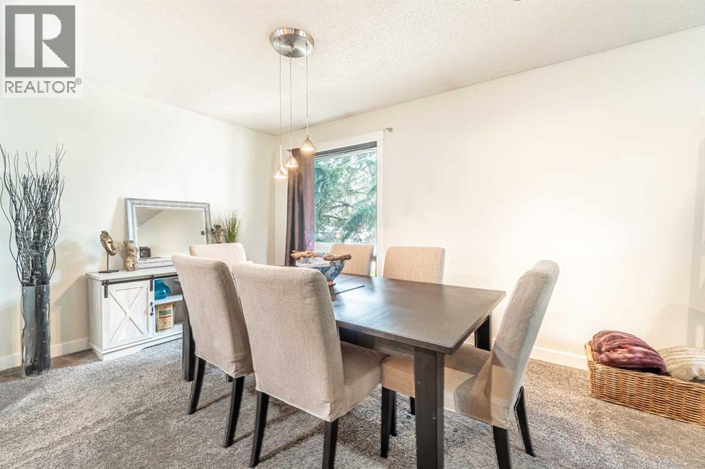 4812 Valiant Drive Nw, Calgary, Alberta  T2Y 3B4 - Photo 8 - A2254861