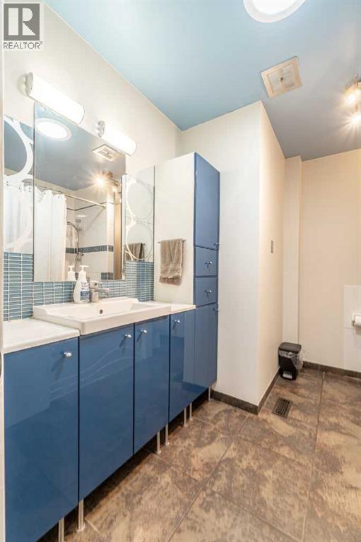 4812 Valiant Drive Nw, Calgary, Alberta  T2Y 3B4 - Photo 14 - A2254861
