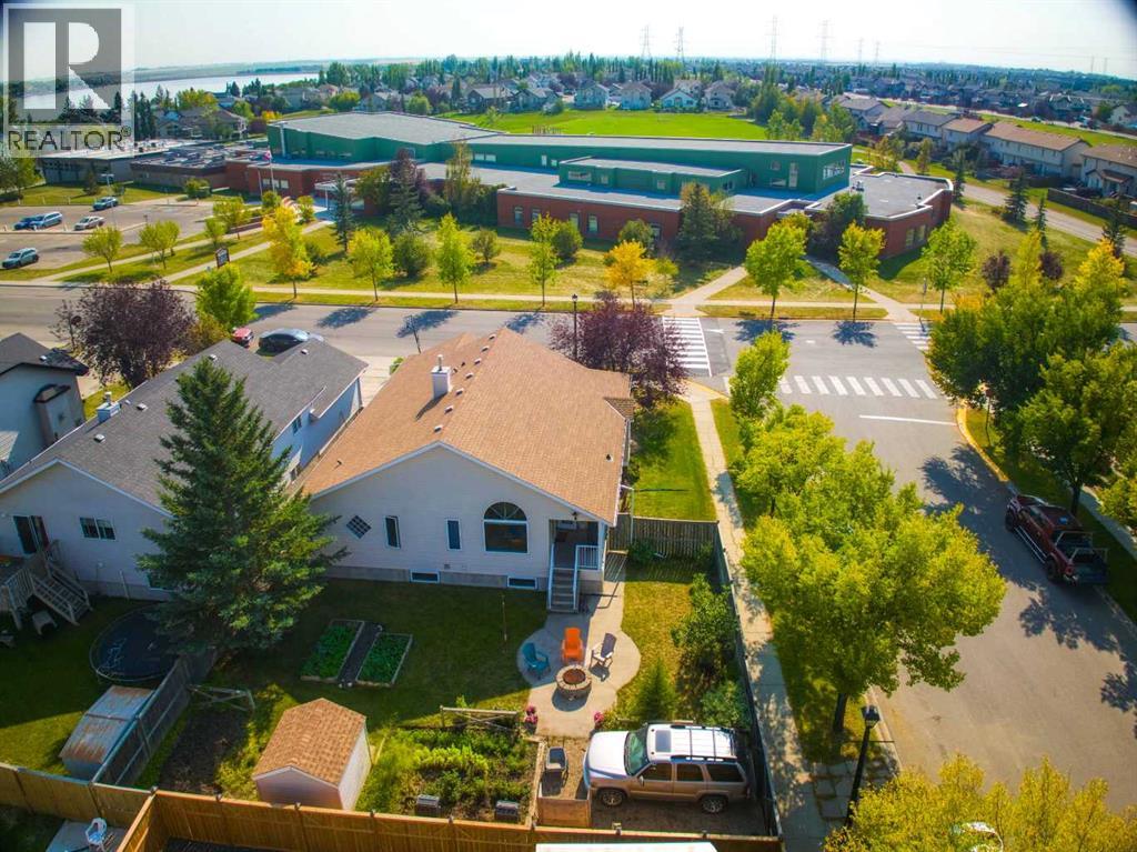 161 West Lakeview Drive, Chestermere, Alberta  T1X 1H7 - Photo 1 - A2257185