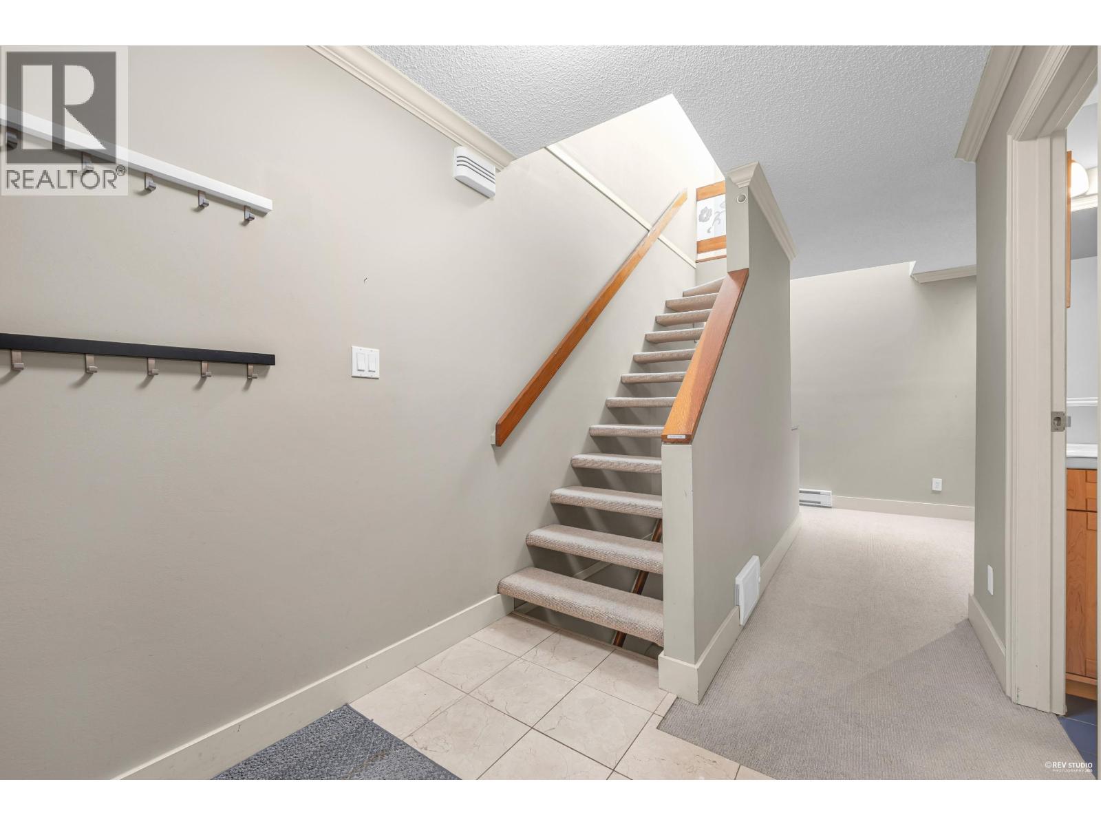 10 744 W 7th Avenue, Vancouver, British Columbia  V5Z 1B8 - Photo 2 - R3044878