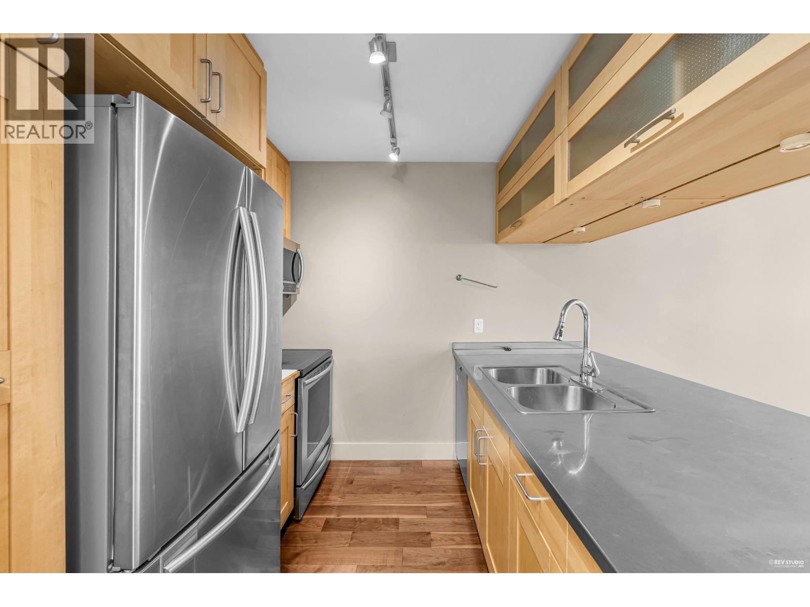 10 744 W 7th Avenue, Vancouver, British Columbia  V5Z 1B8 - Photo 6 - R3044878