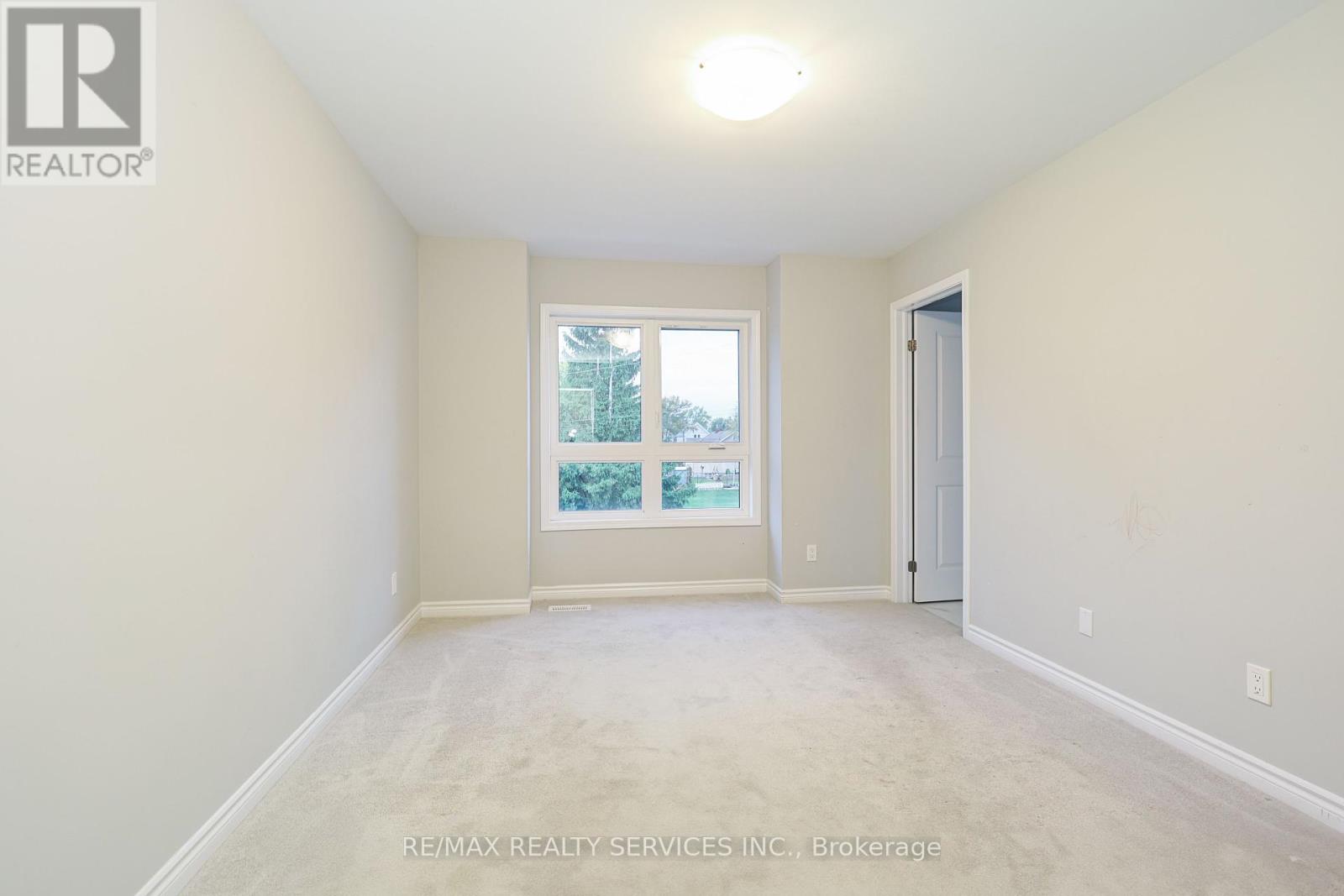 17 - 35 Perenack Avenue, Welland (Broadway), Ontario  L3C 2C6 - Photo 36 - X12447349