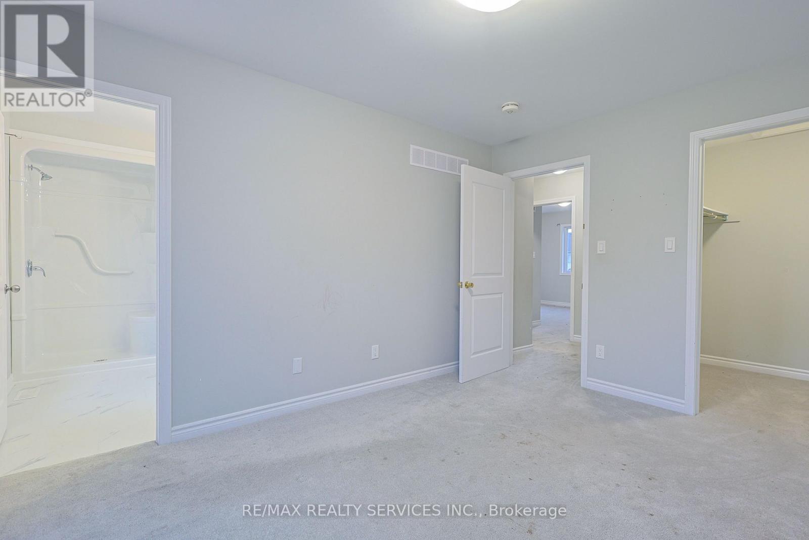17 - 35 Perenack Avenue, Welland (Broadway), Ontario  L3C 2C6 - Photo 37 - X12447349