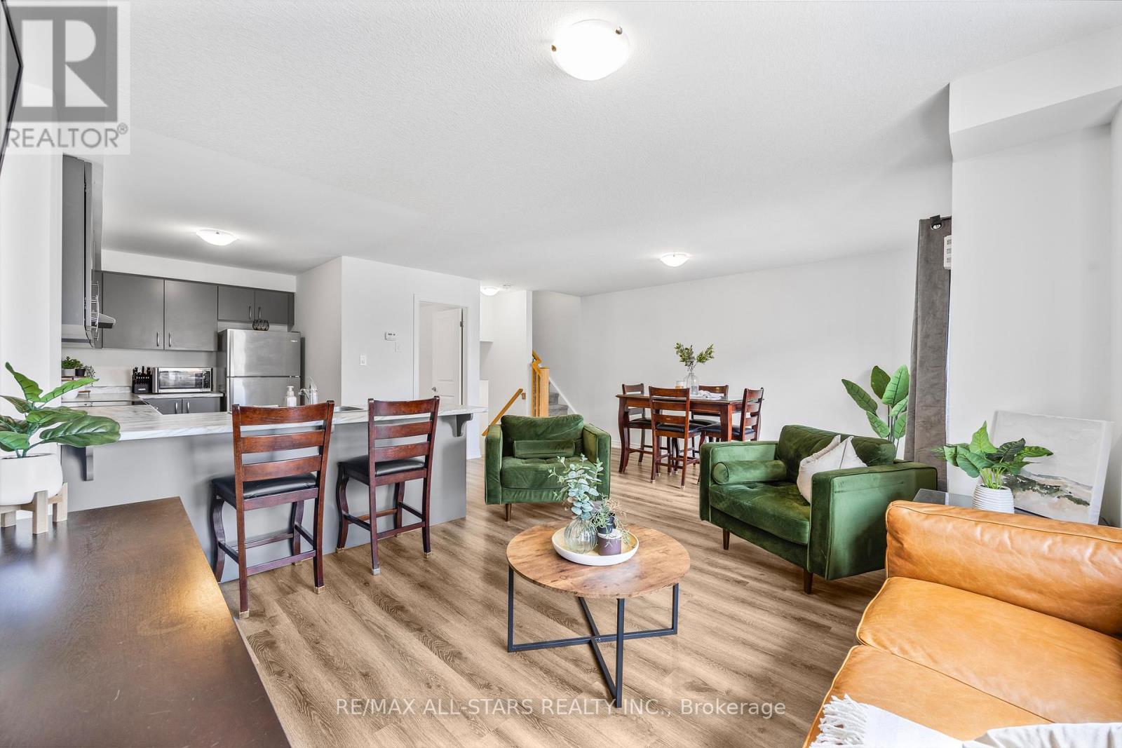 79 Dryden Lane, Hamilton (Mcquesten), Ontario  L8H 0B6 - Photo 13 - X12447436