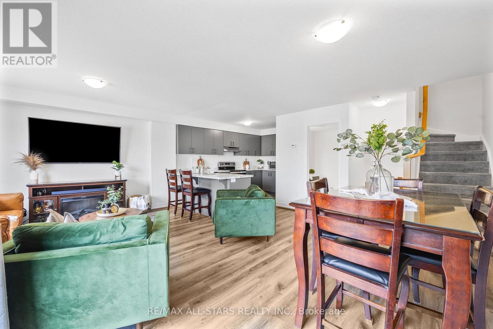 79 Dryden Lane, Hamilton (Mcquesten), Ontario  L8H 0B6 - Photo 21 - X12447436