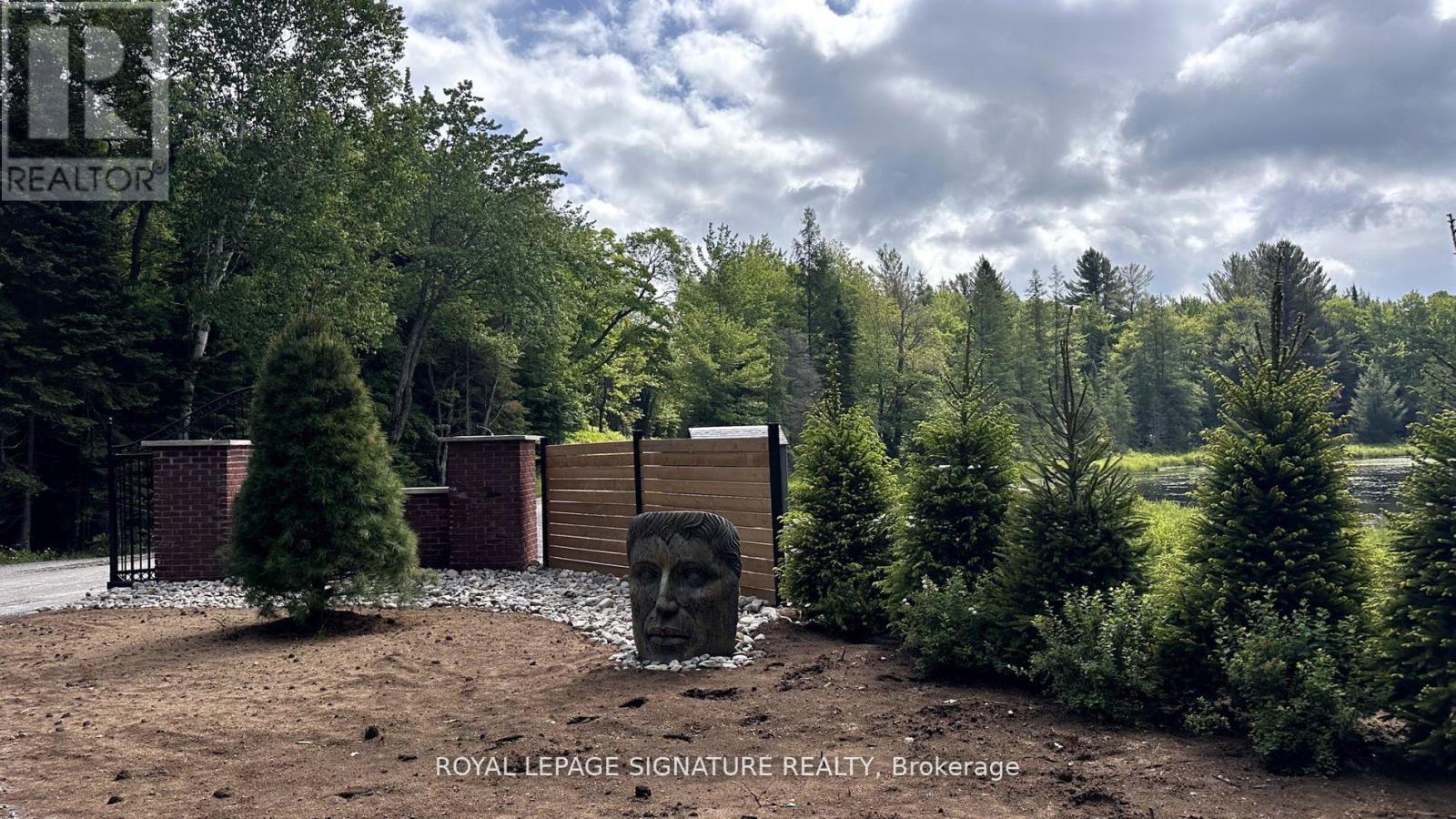 15 Axe Lake Road, Mcmurrich/monteith (Mcmurrich), Ontario  P0A 1Y0 - Photo 2 - X12447469