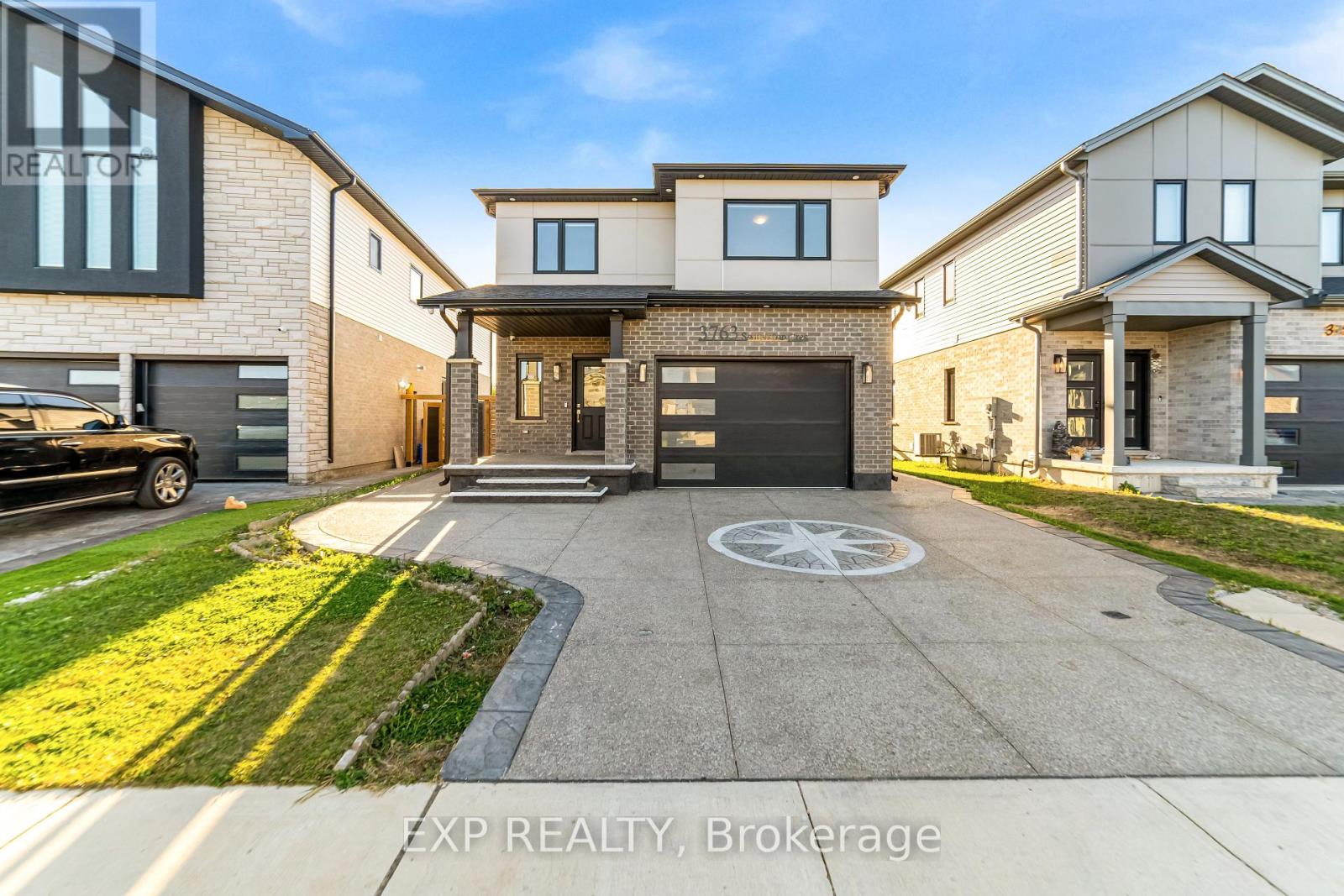 3763 Somerston Crescent, London South (South W), Ontario  N6L 0G1 - Photo 1 - X12447471