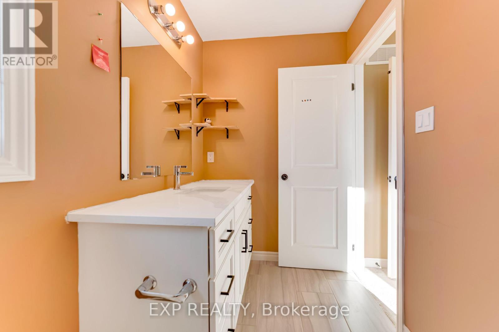 3763 Somerston Crescent, London South (South W), Ontario  N6L 0G1 - Photo 21 - X12447471