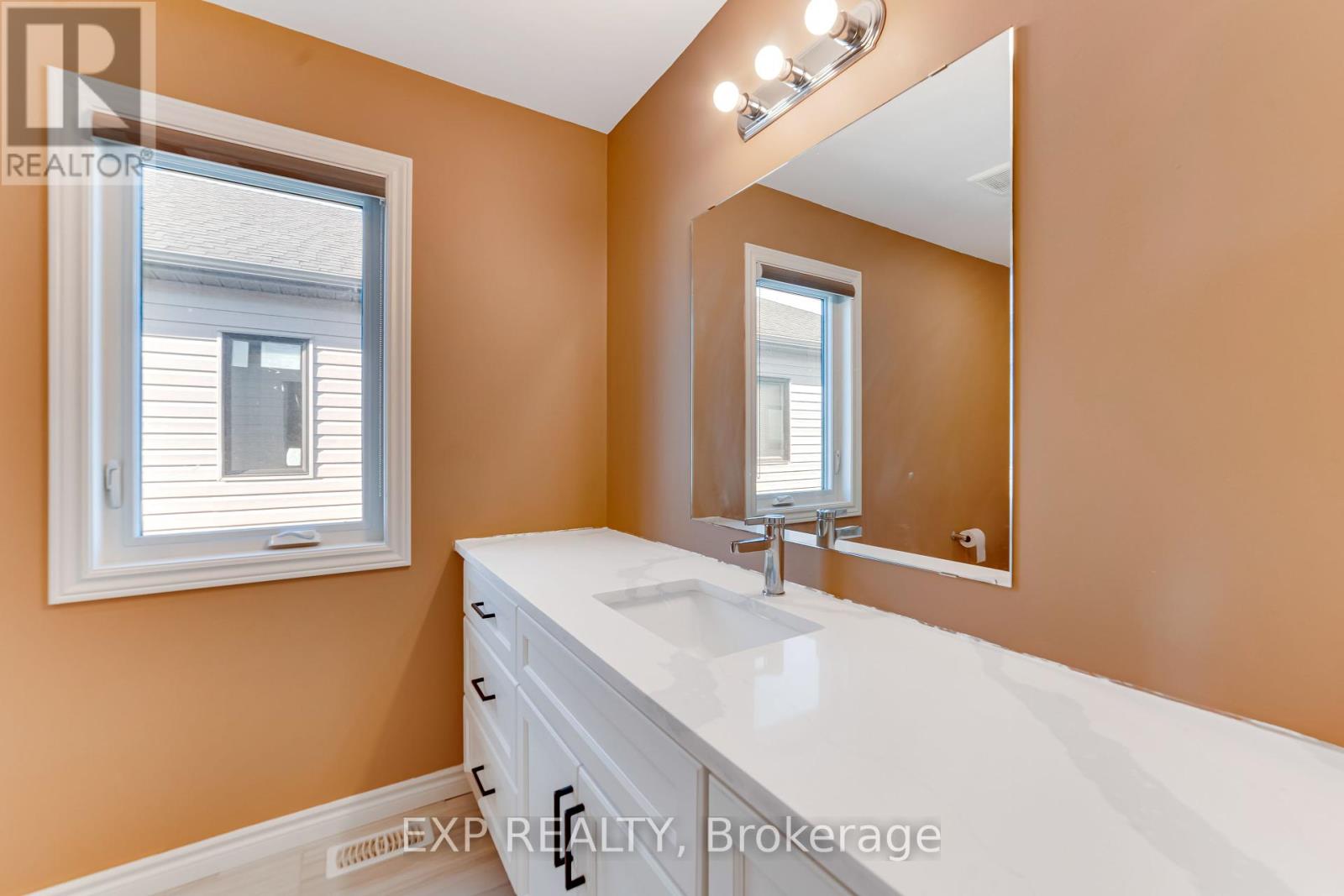 3763 Somerston Crescent, London South (South W), Ontario  N6L 0G1 - Photo 29 - X12447471