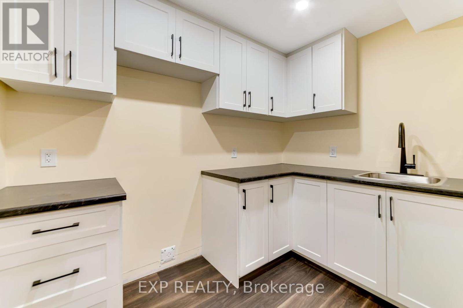 3763 Somerston Crescent, London South (South W), Ontario  N6L 0G1 - Photo 41 - X12447471