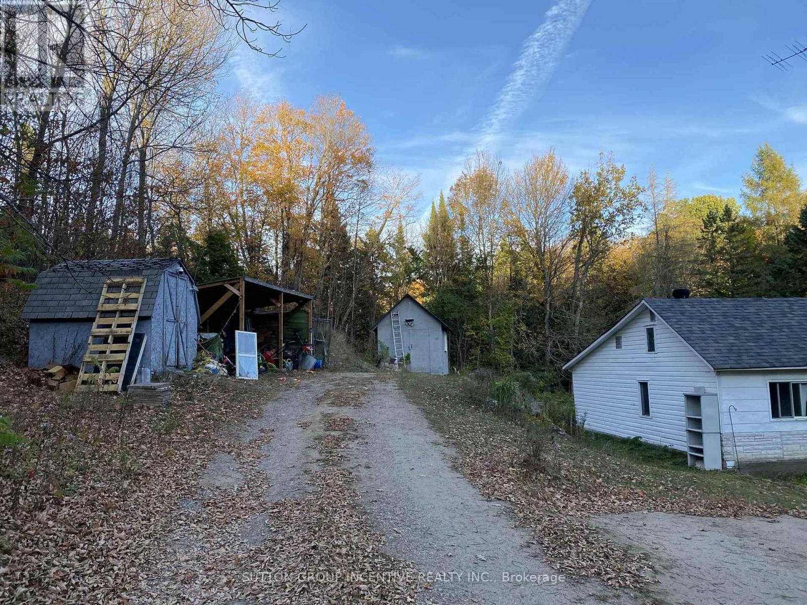 11823 Hwy 118, Dysart Et Al (Guilford), Ontario  K0M 1S0 - Photo 2 - X12447483