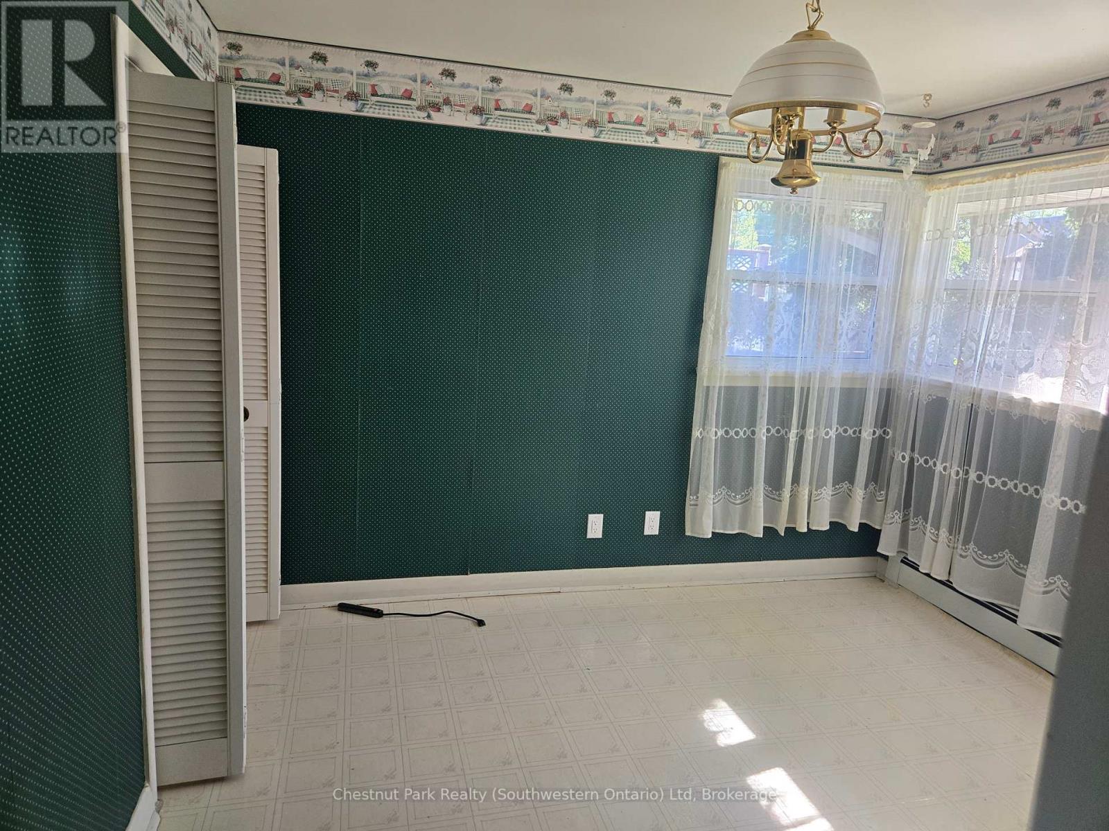324 Stevenson Street N, Guelph, Ontario  N1E 5B8 - Photo 11 - X12447517