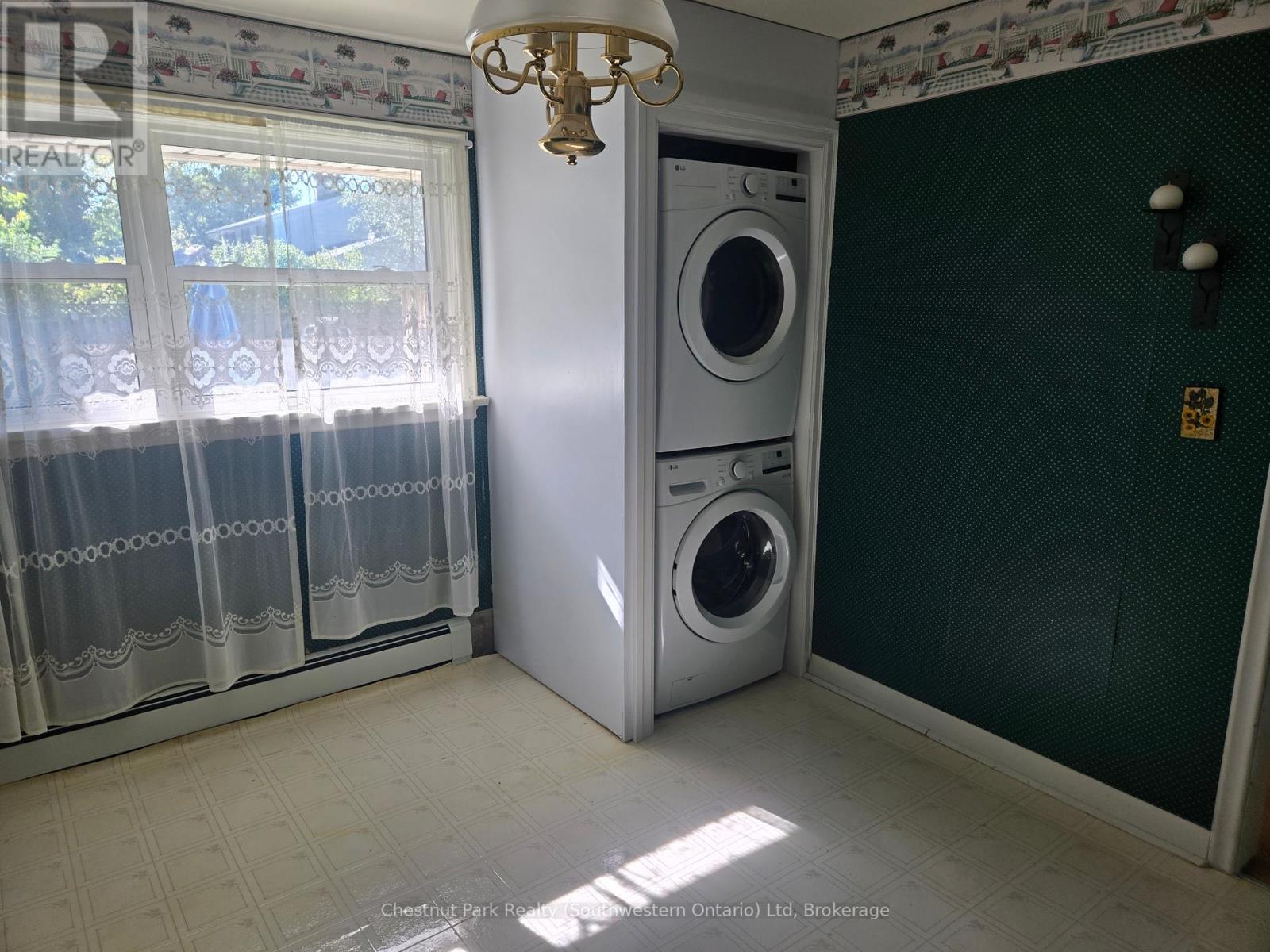 324 Stevenson Street N, Guelph, Ontario  N1E 5B8 - Photo 12 - X12447517