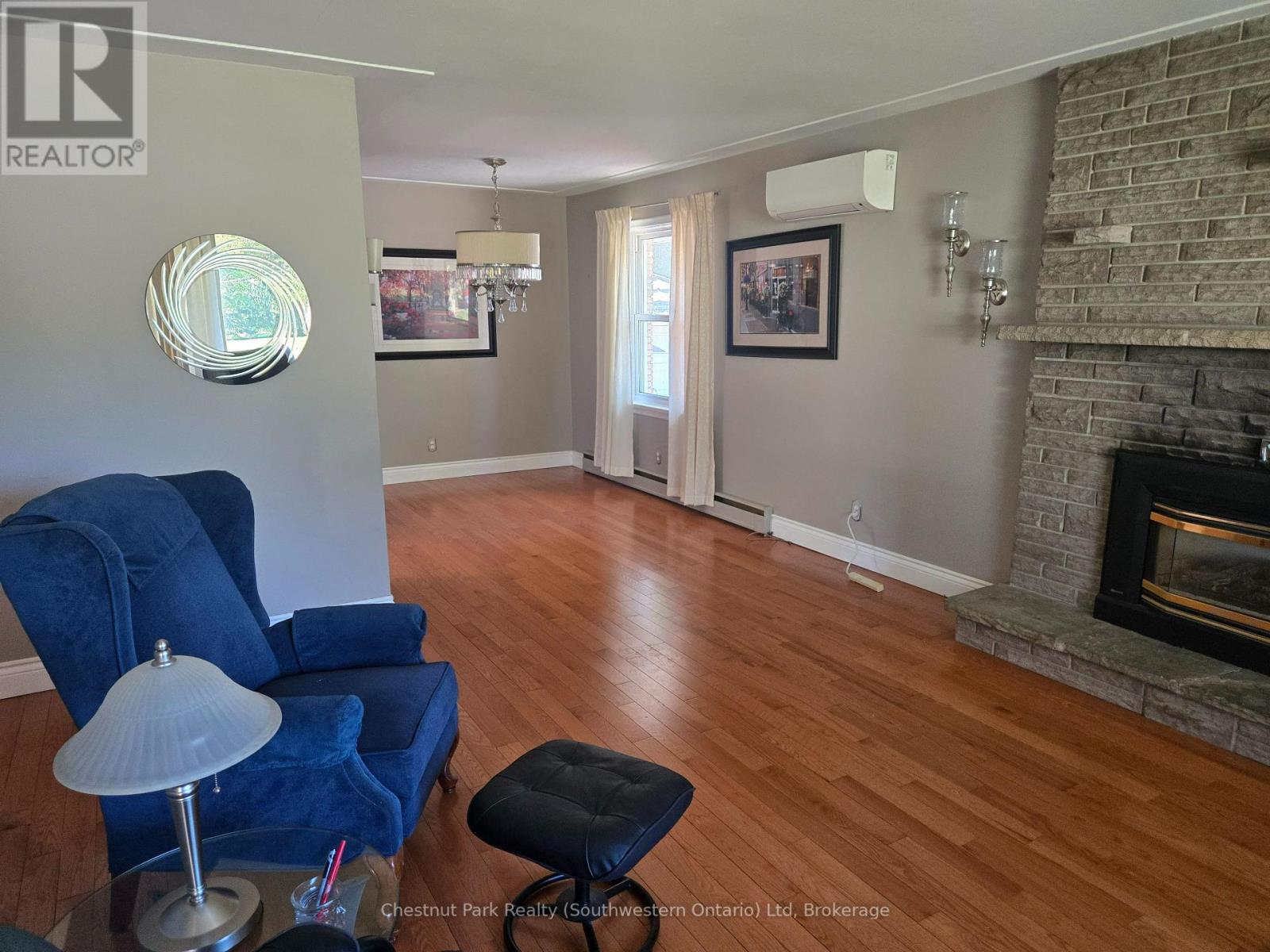 324 Stevenson Street N, Guelph, Ontario  N1E 5B8 - Photo 2 - X12447517