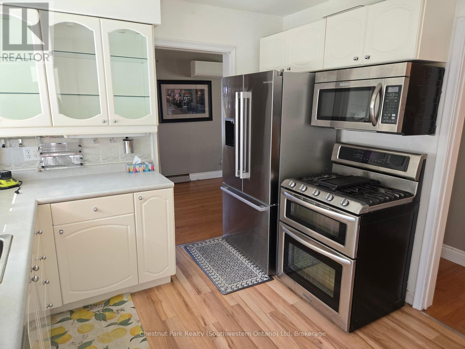 324 Stevenson Street N, Guelph, Ontario  N1E 5B8 - Photo 4 - X12447517
