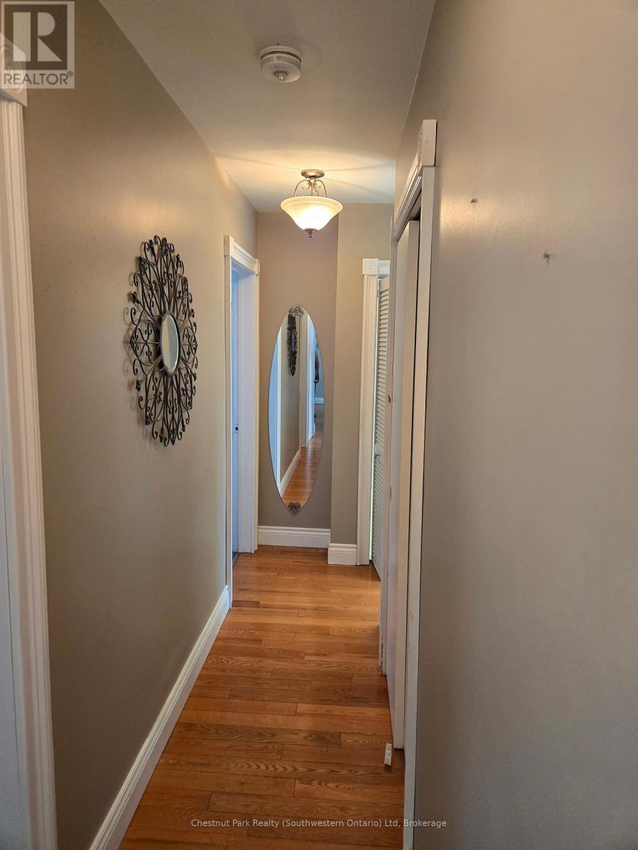 324 Stevenson Street N, Guelph, Ontario  N1E 5B8 - Photo 6 - X12447517