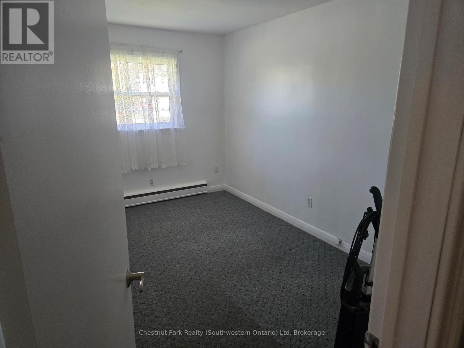 324 Stevenson Street N, Guelph, Ontario  N1E 5B8 - Photo 7 - X12447517