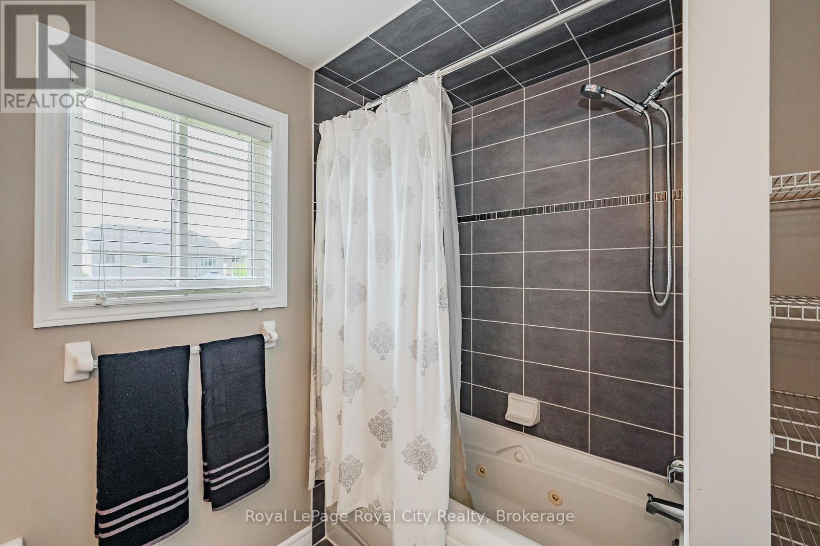19 - 105 Bard Boulevard, Guelph, Ontario  N1L 0E2 - Photo 18 - X12447550
