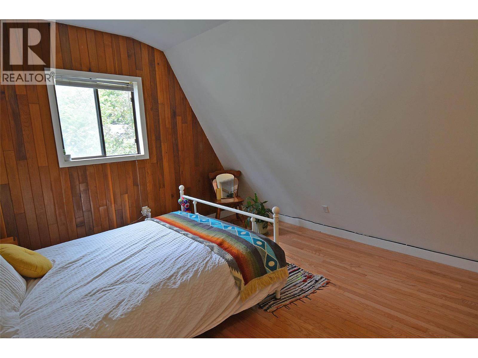 2022 Creek Street, Nelson, British Columbia  V1L 1M7 - Photo 24 - 10350025