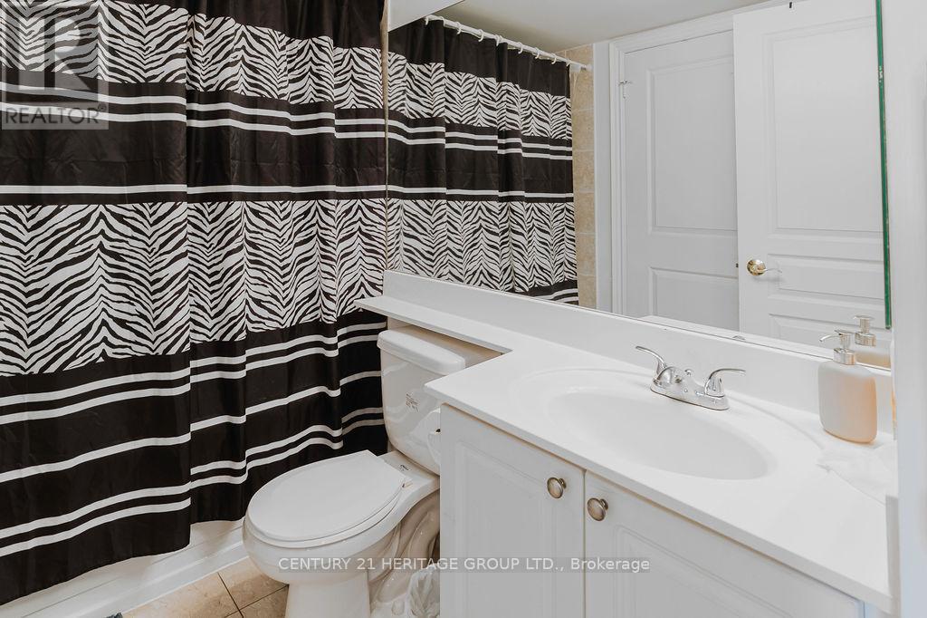 2009 - 10 Northtown Way, Toronto, Ontario  M2N 7L4 - Photo 11 - C12437978