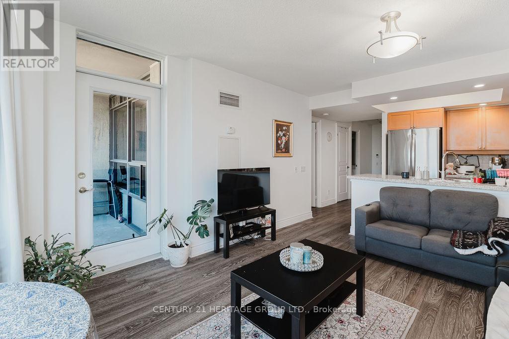 2009 - 10 Northtown Way, Toronto, Ontario  M2N 7L4 - Photo 8 - C12437978